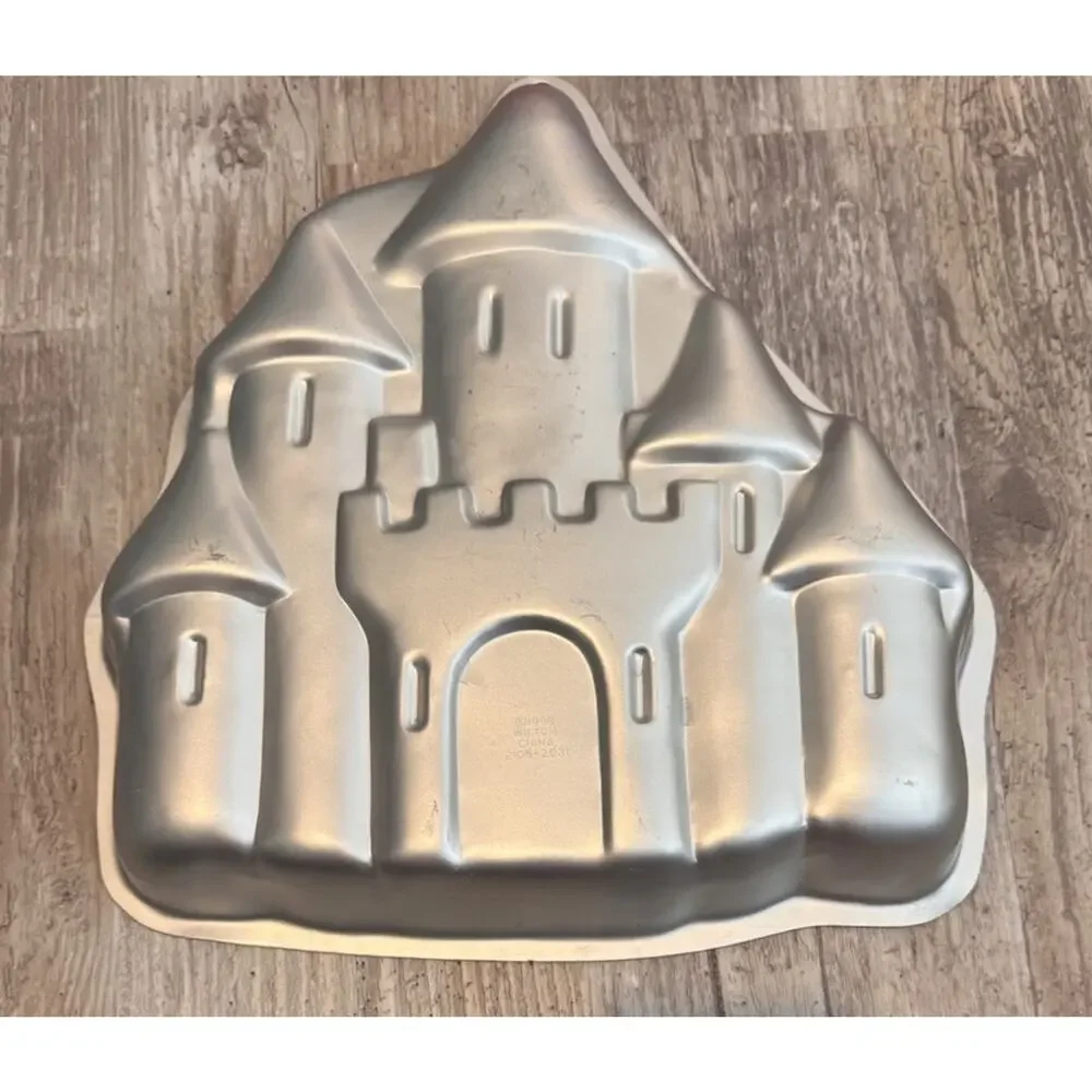 Vintage Wilton Fairytale Princess Castle Cake Pan 2015-2031